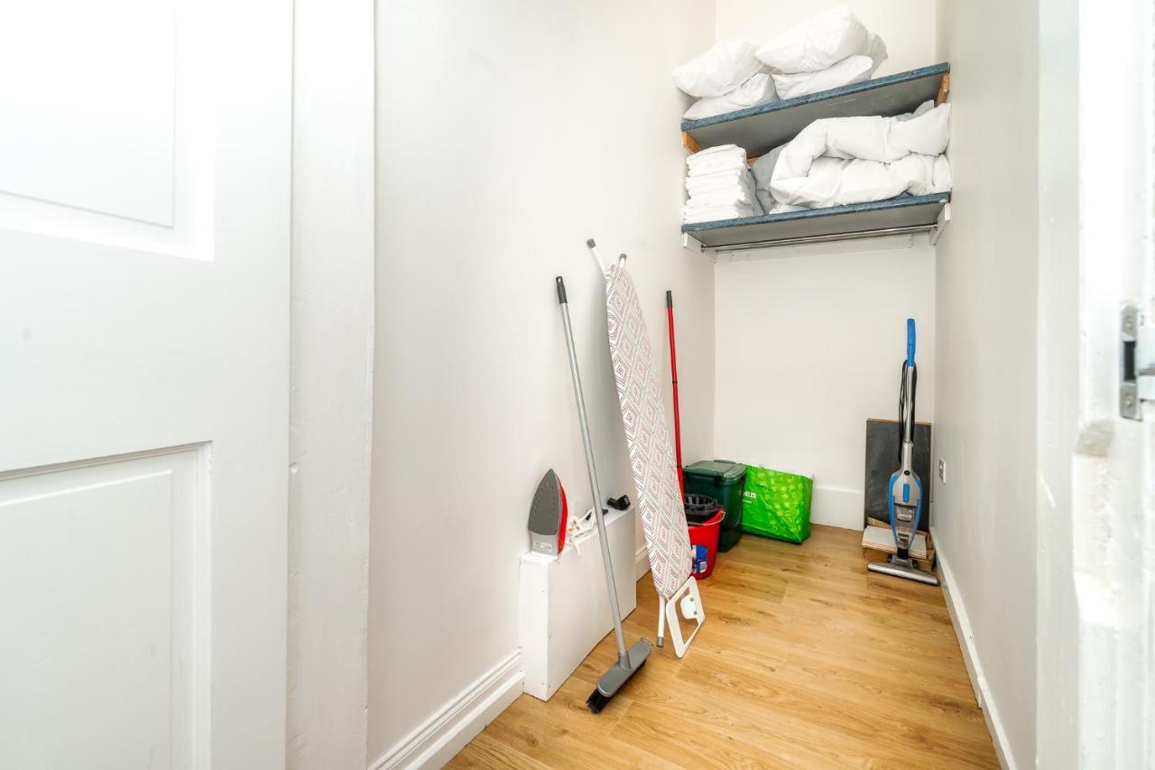 Cosy Retreat - Charming 2-bed Apartment